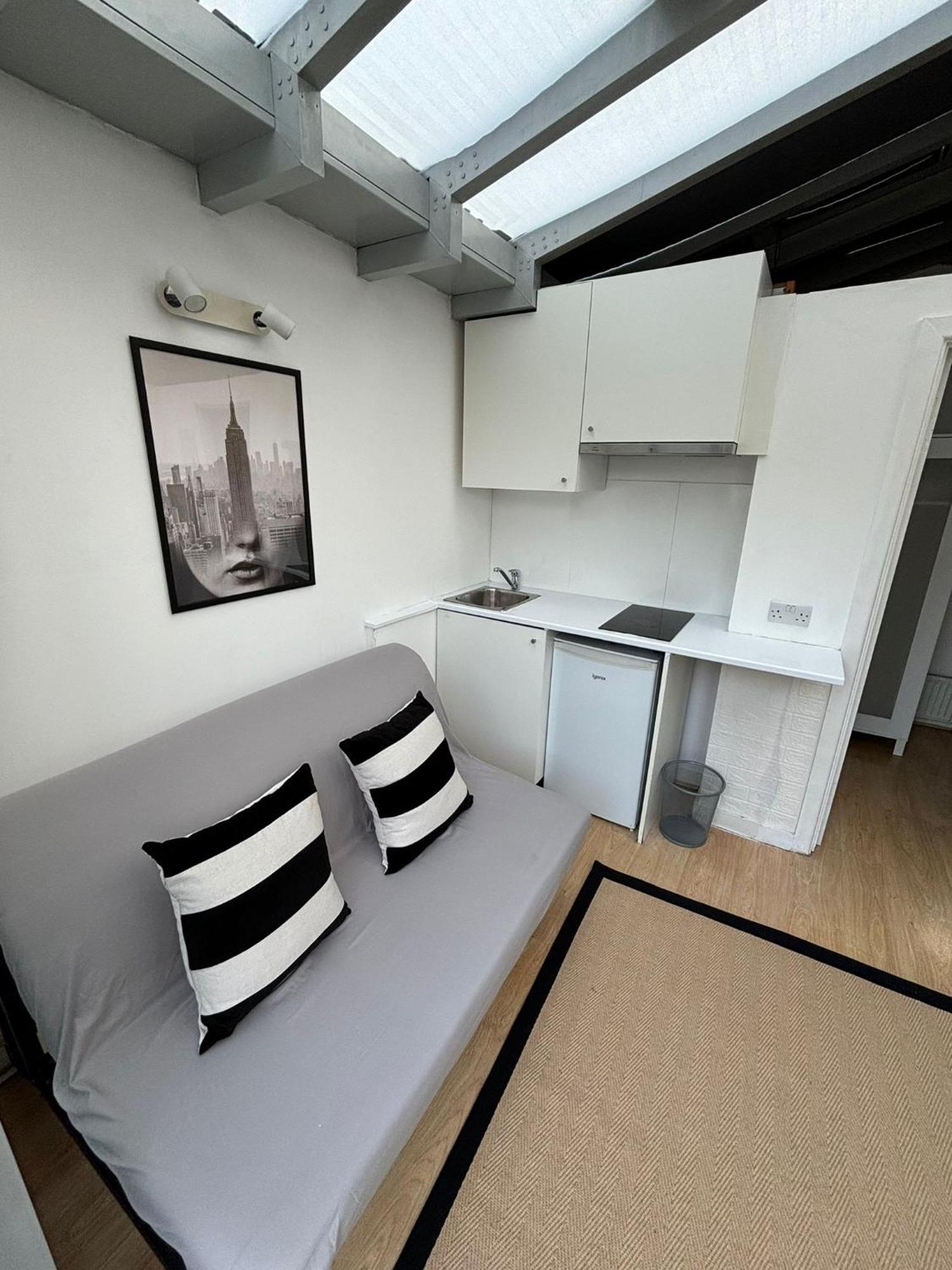 Appartamento Top Floor Delightful Flat Londra Esterno foto